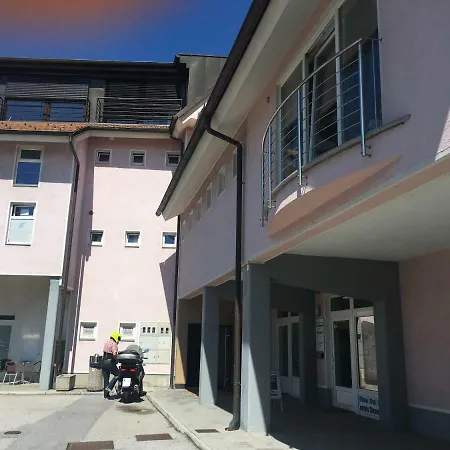 Modern Bright With Free Parking Space * Lublana